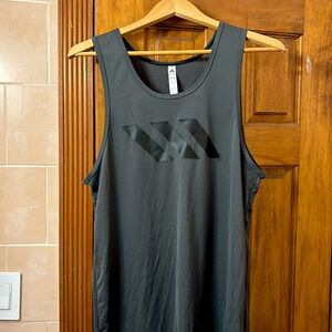 Adidas tank Mens dark grey M.